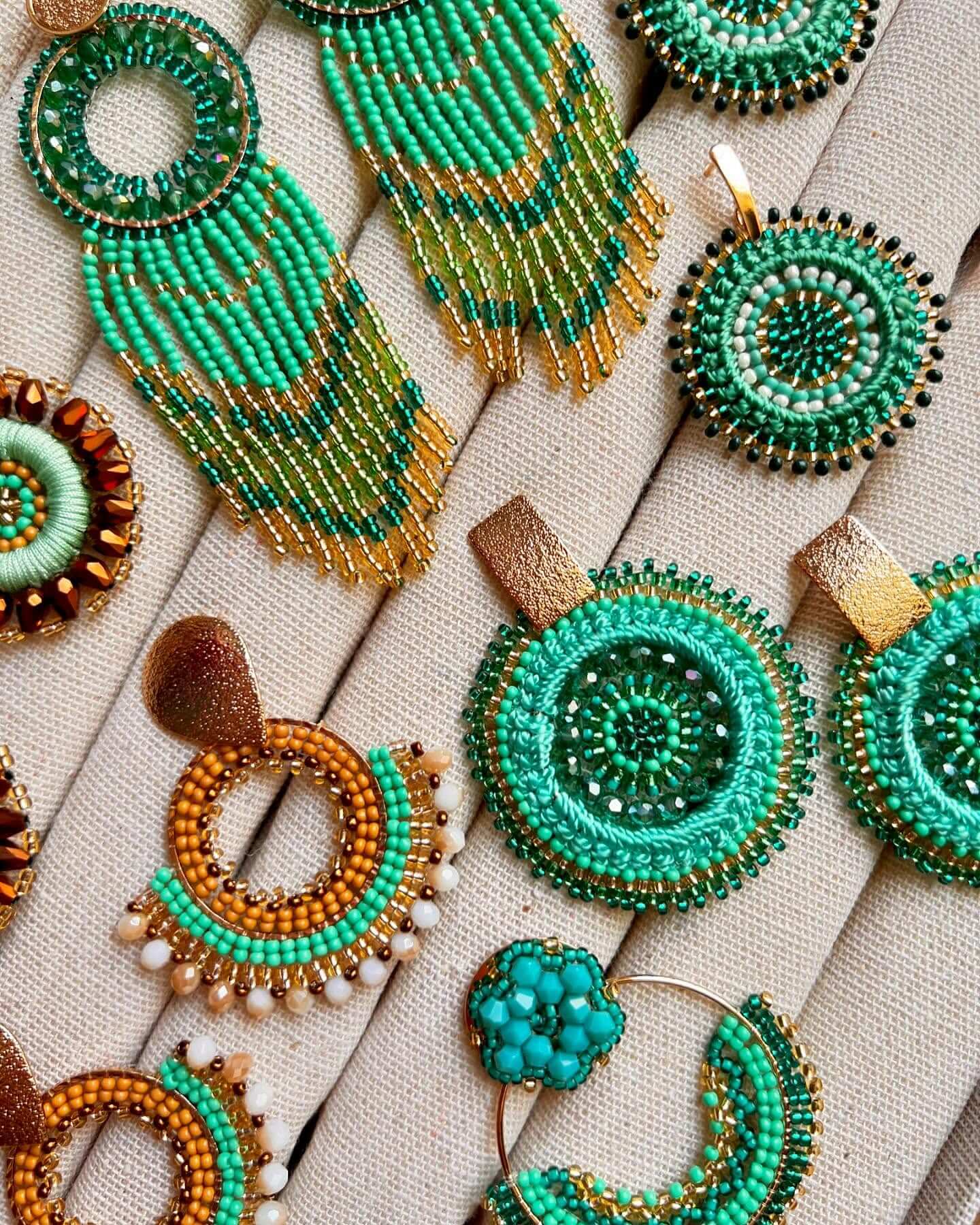 Aretes