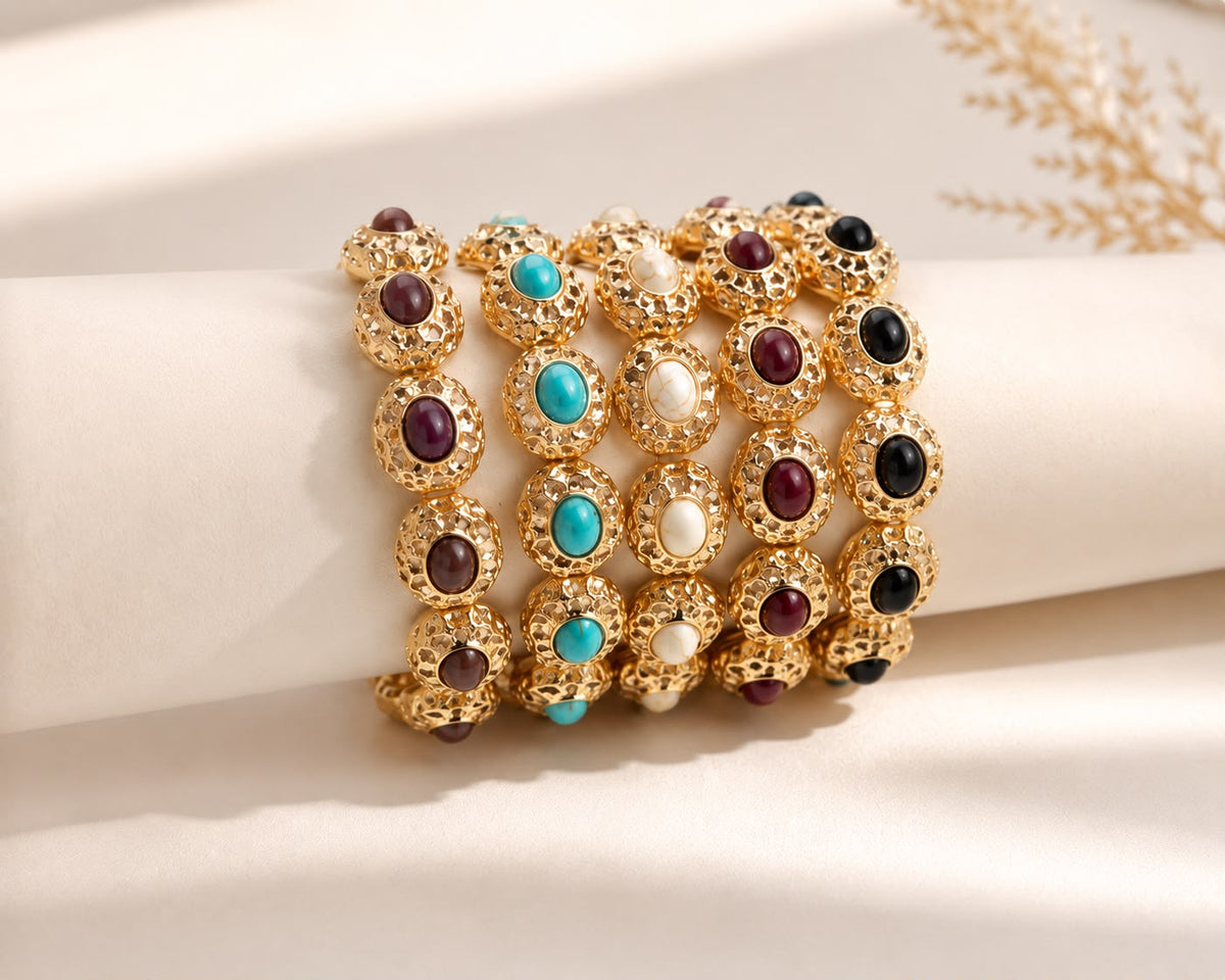 Pulseras Doradas con Piedras Naturales